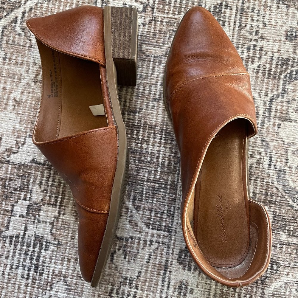 Universal Thread - Wenda D'orsay - Size 6 1/2